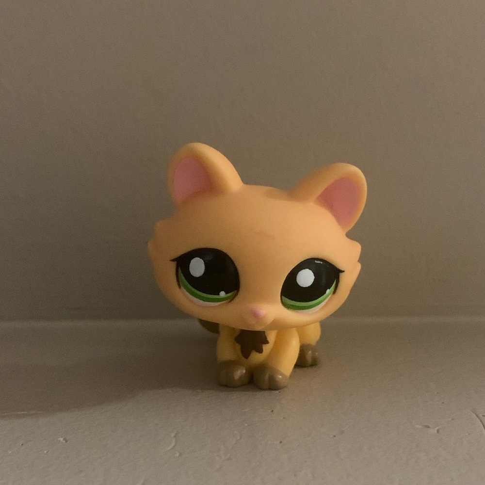 LPS crouching cat #1669